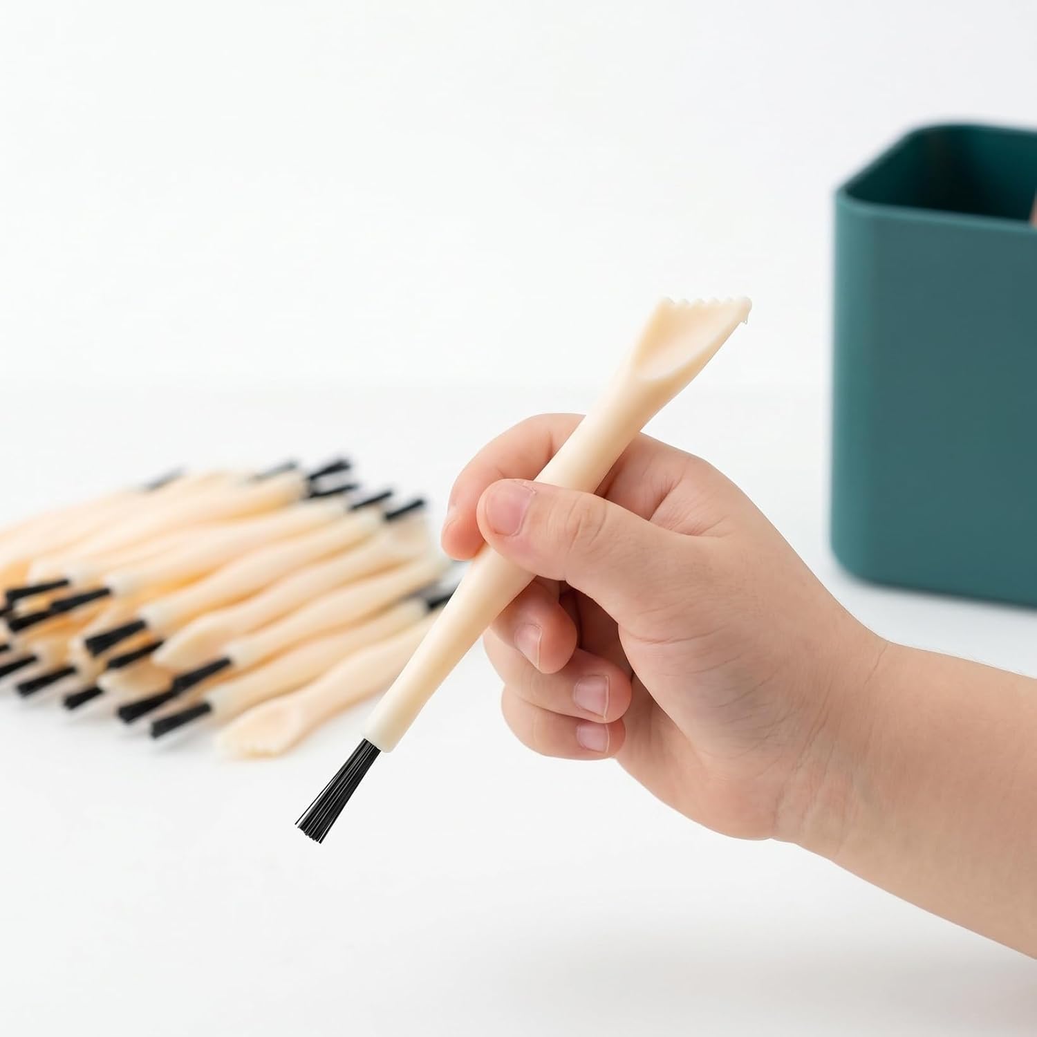 36-Piece - Dinosaur Dig Kit - Creative Play Toy - Ages 3+